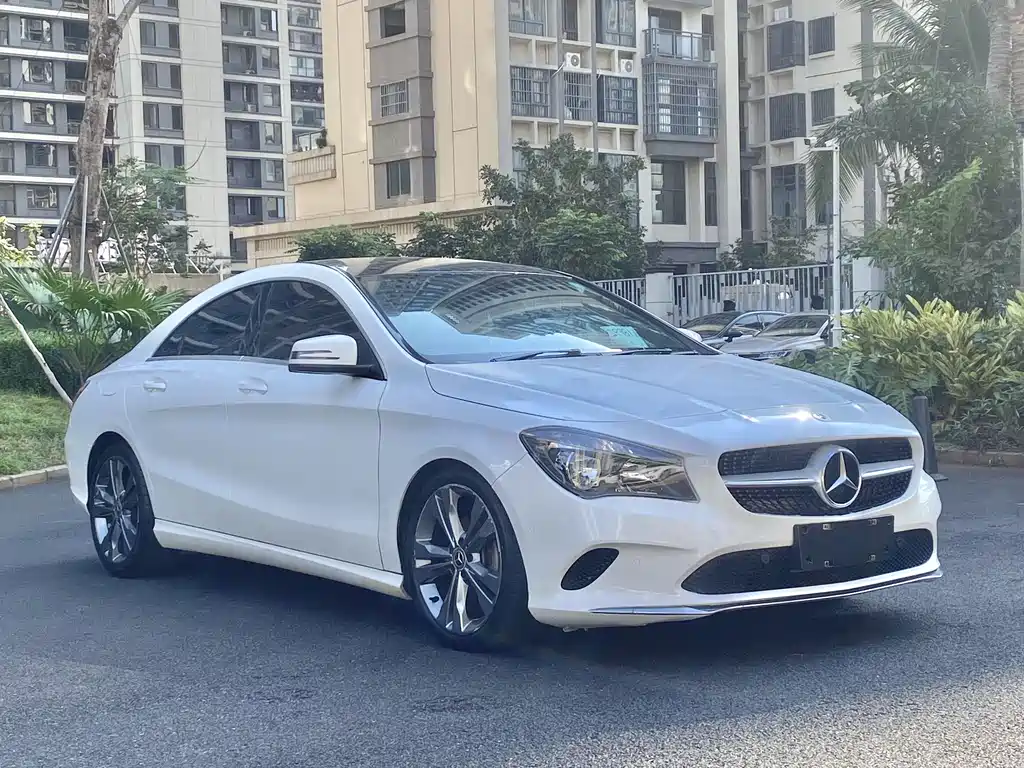 Mercedes-Benz CLA 2018 CLA 200