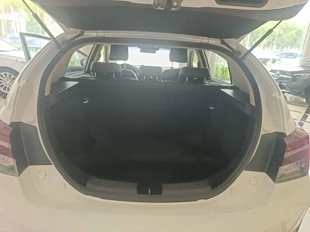 Geely Vision S1 — миниатюра 19