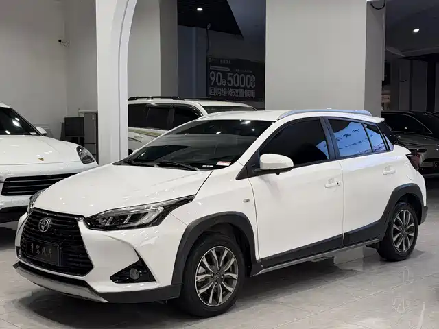 Toyota Yaris L