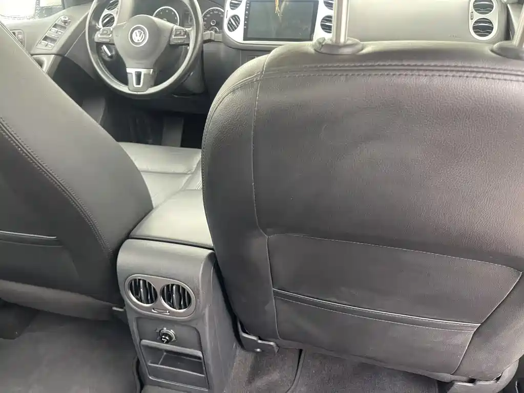 Volkswagen Tiguan 2013 2.0TSI AT Luxury