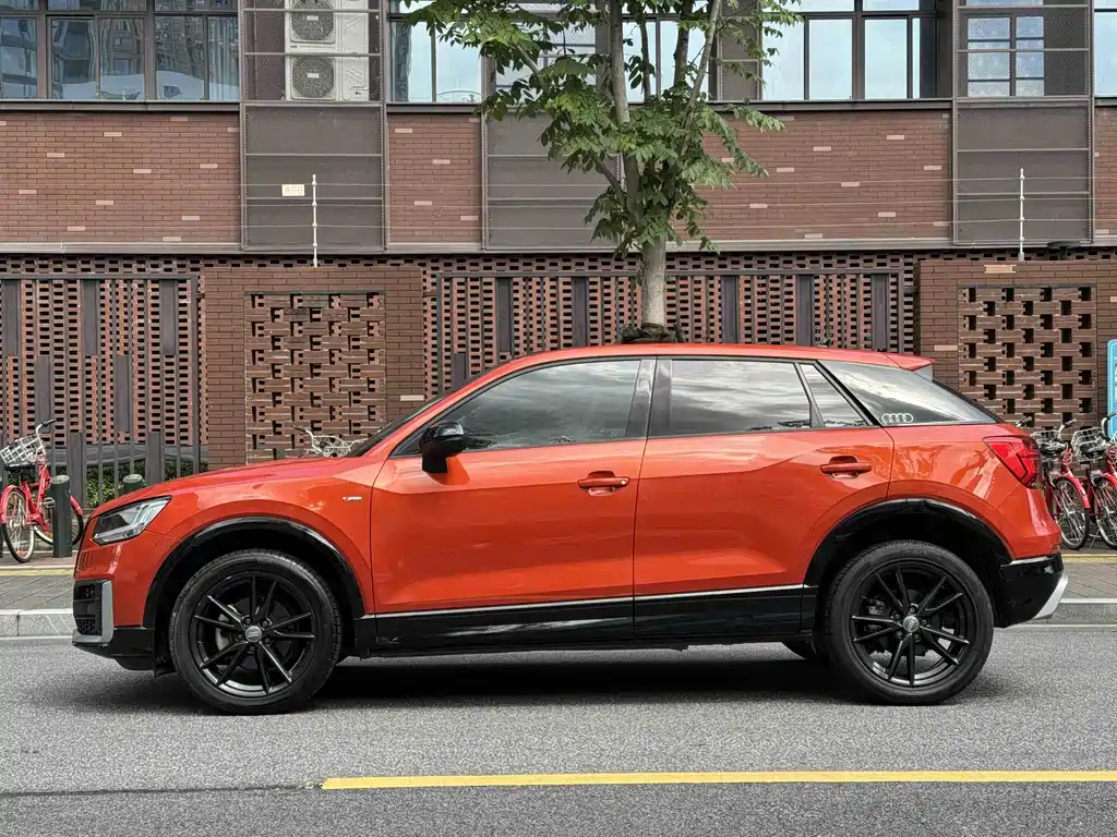 Audi Q2L 2018 35 TFSI VI
