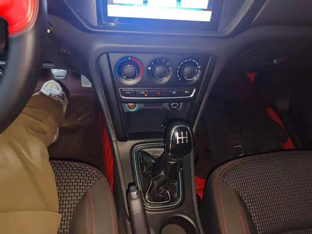 Chery Tiggo 3 — миниатюра 14