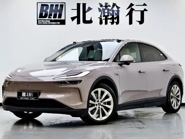 2025 Nio L60