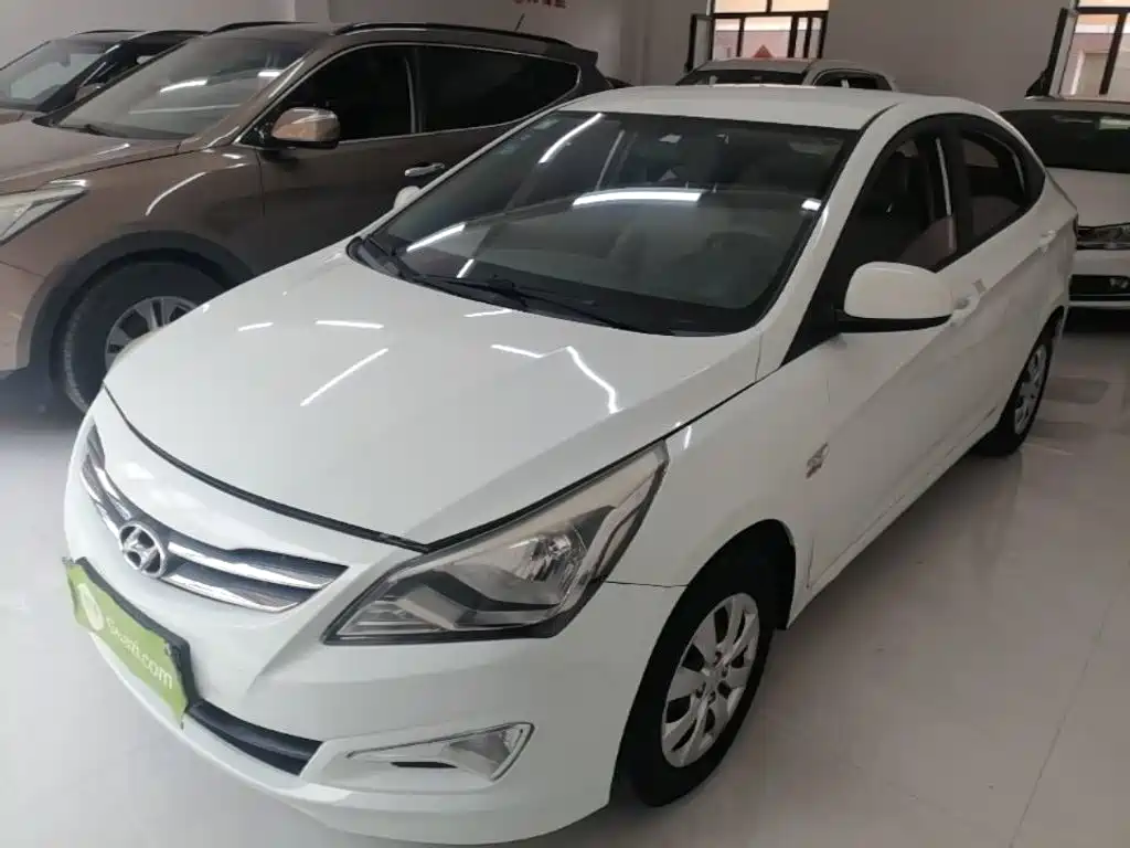 Hyundai Verna