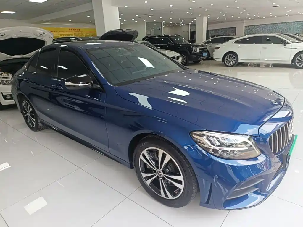 Mercedes-Benz C-Class — миниатюра 4