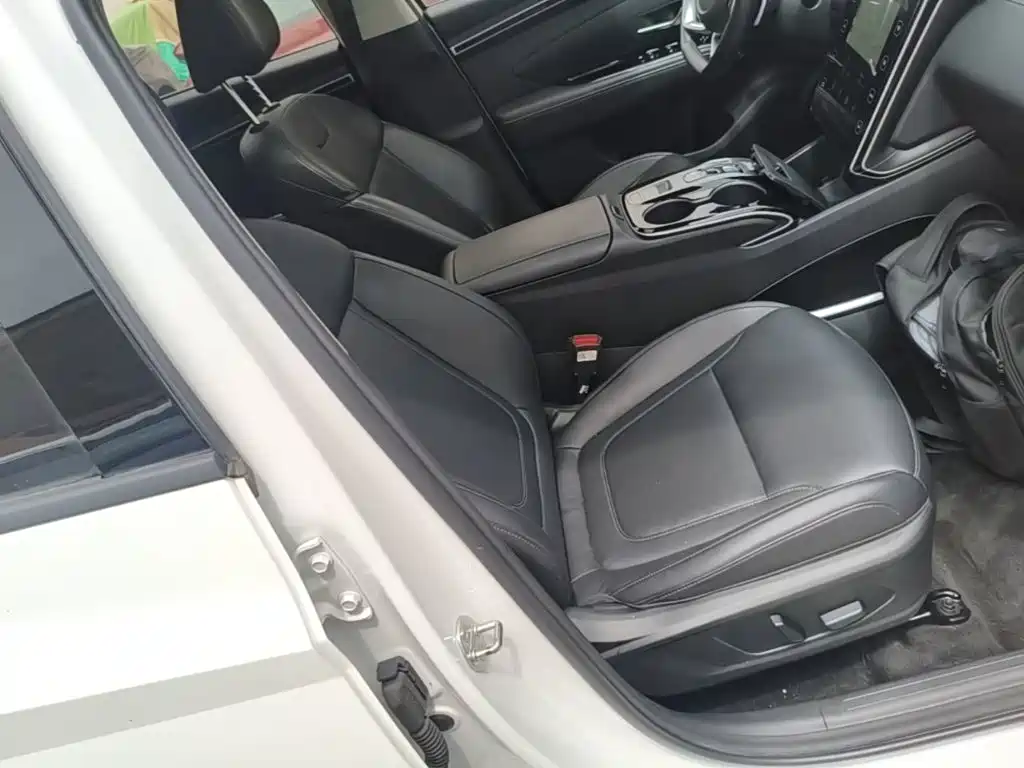 Hyundai Tucson — миниатюра 25