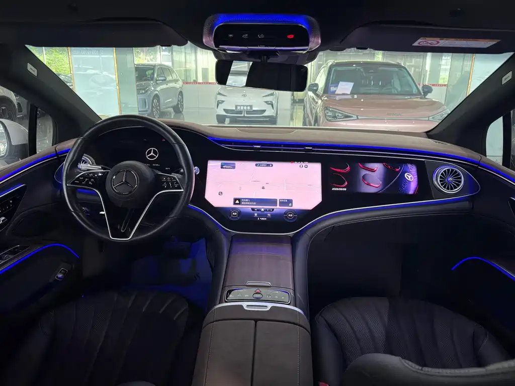 Mercedes-Benz EQS — миниатюра 11