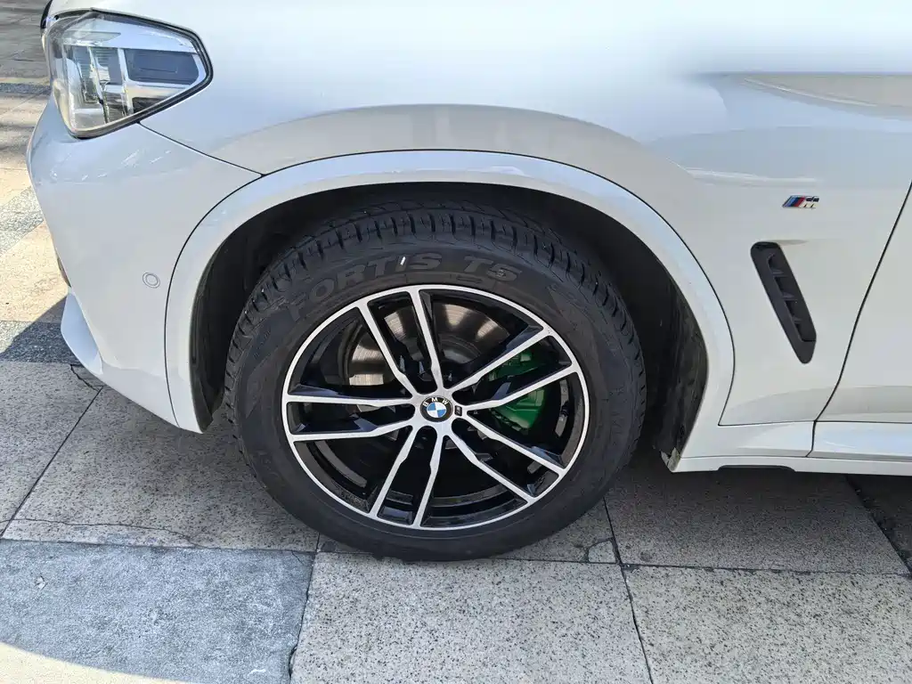 BMW X3 — миниатюра 11