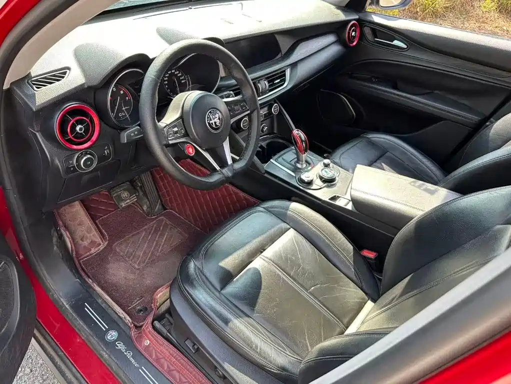 Alfa Romeo Stelvio — миниатюра 4