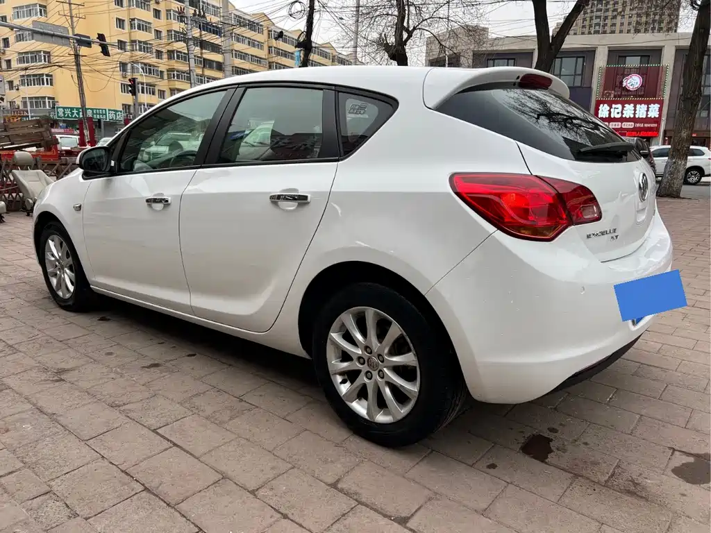 Buick Excelle — миниатюра 5