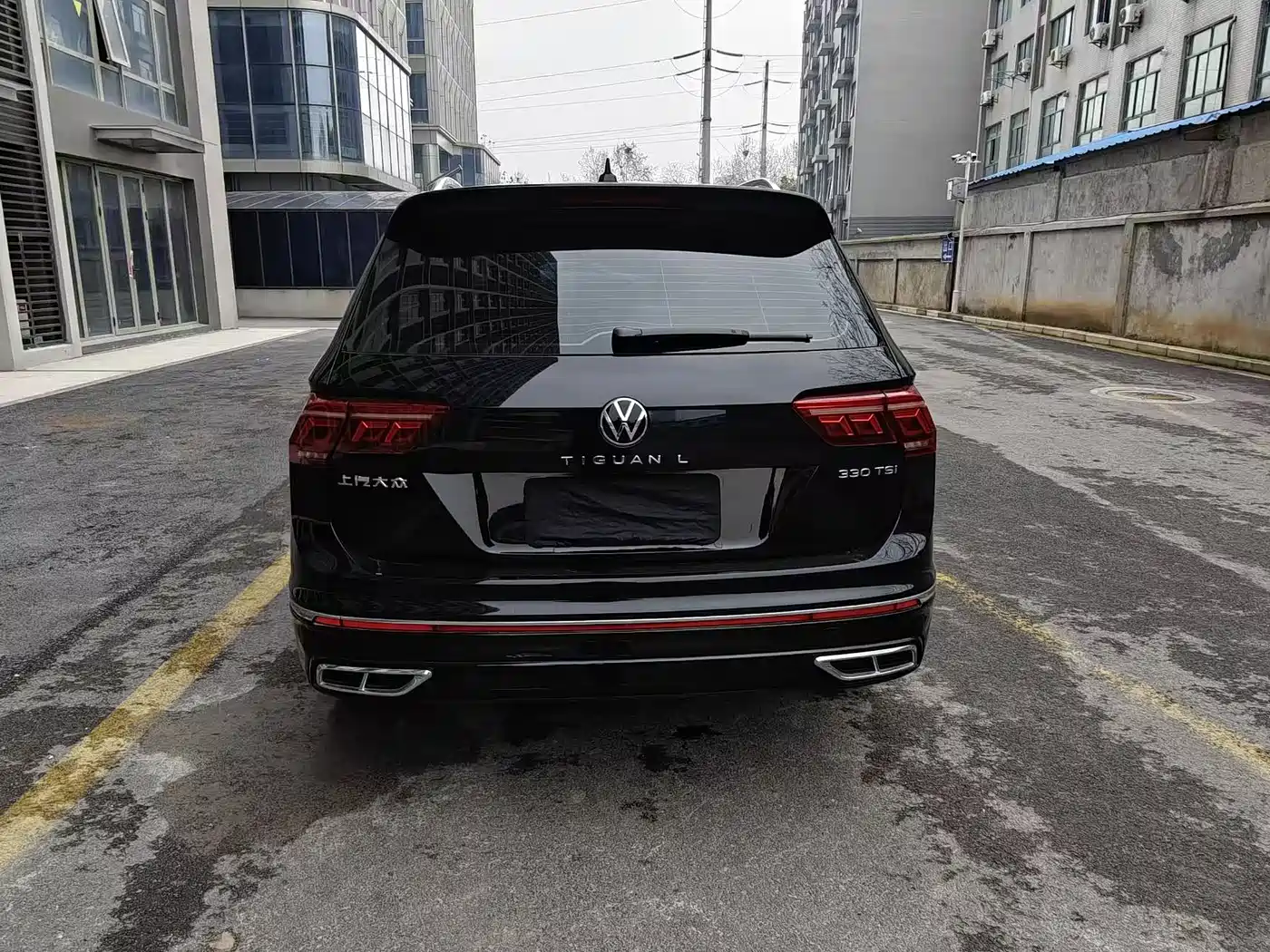 Volkswagen Tiguan L 2023 Черный из Китая, фото 2