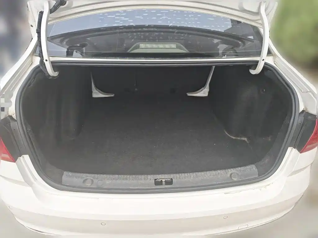 Volkswagen Lavida — миниатюра 10