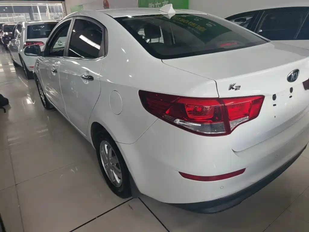 Kia K2 — миниатюра 5