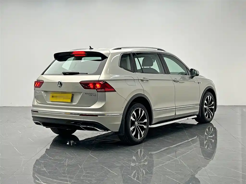 Volkswagen Tiguan L L 2019 330TSI AT R-Line Flagship VI