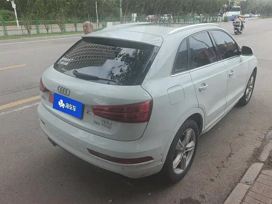 Audi Q3 2016 30 TFSI