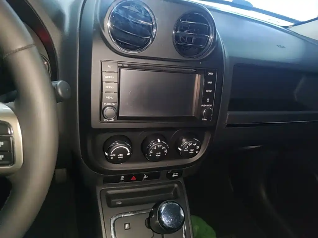 Jeep Patriot — миниатюра 13