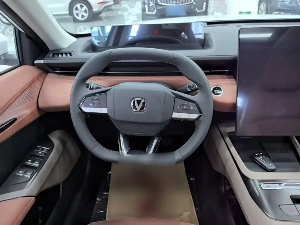 Changan Побег PHEV — миниатюра 11