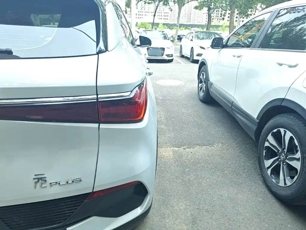 BYD Yuan Plus — миниатюра 8