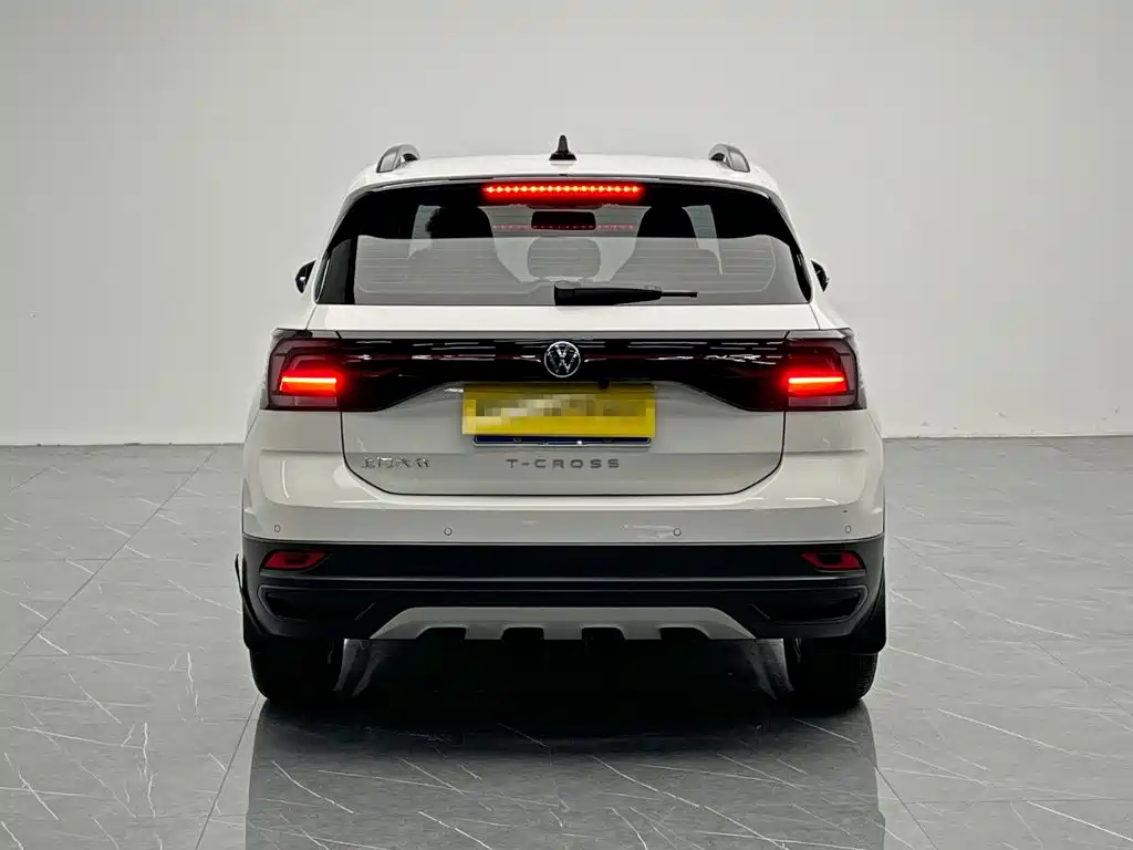 Volkswagen T-Cross - фото 5