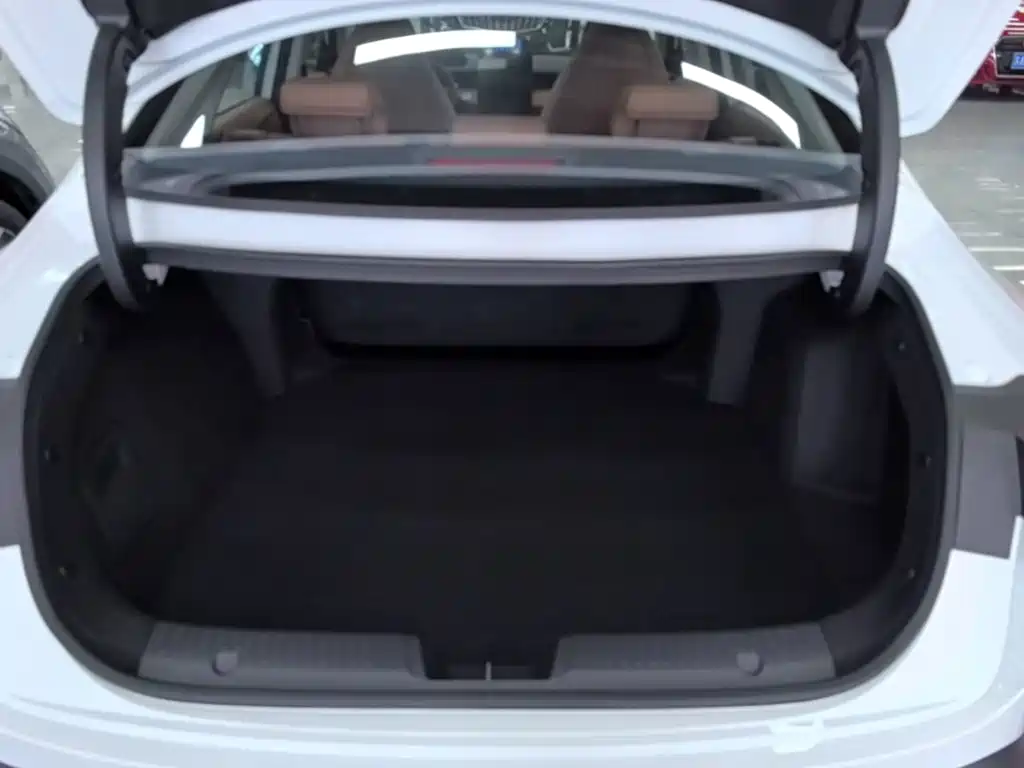 Changan Побег PHEV — миниатюра 19