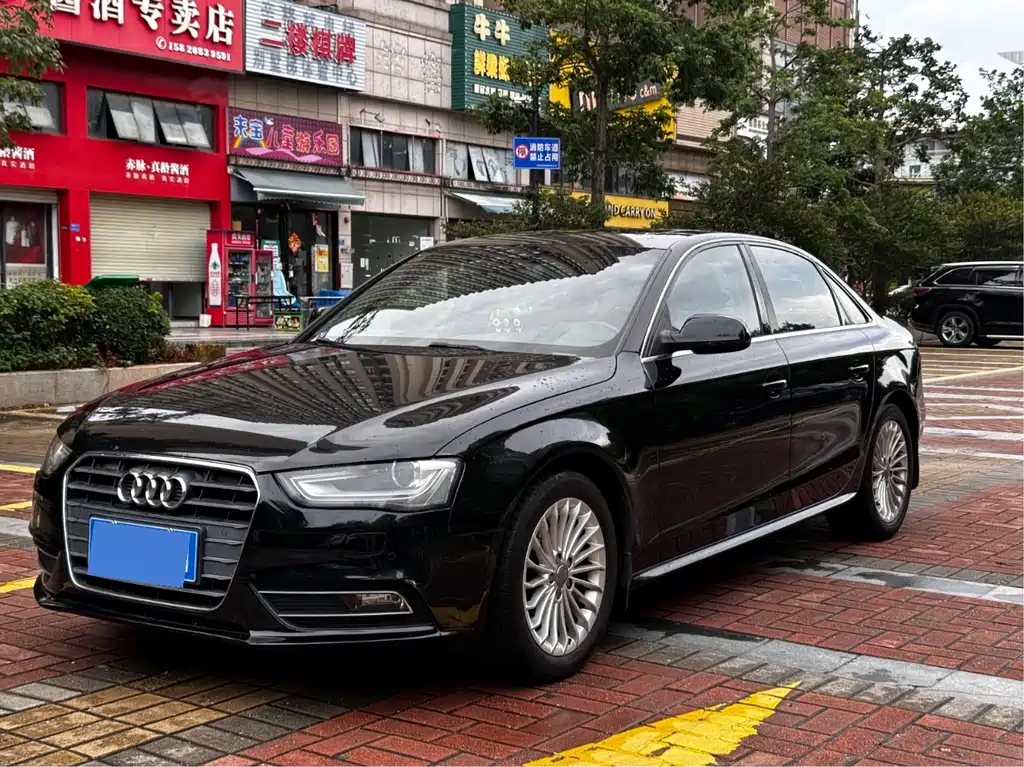 Audi A4L 2013 35 TFSI AT