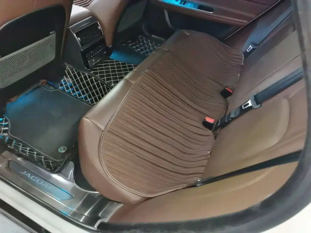 Jaguar XFL — миниатюра 17