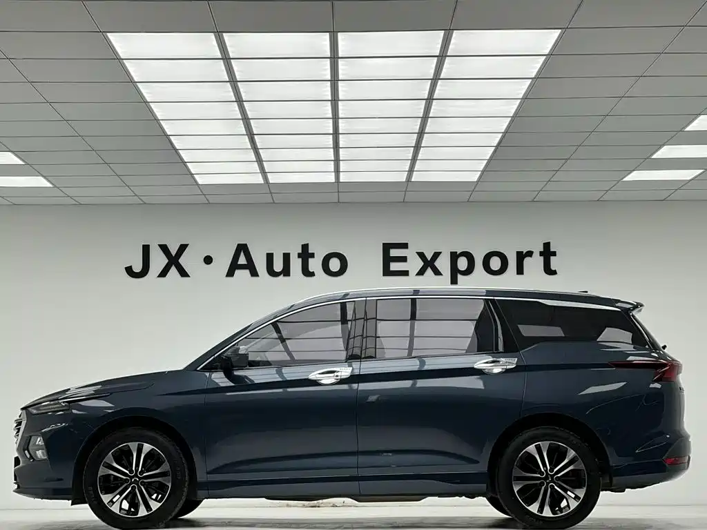 Wuling Victory — миниатюра 4