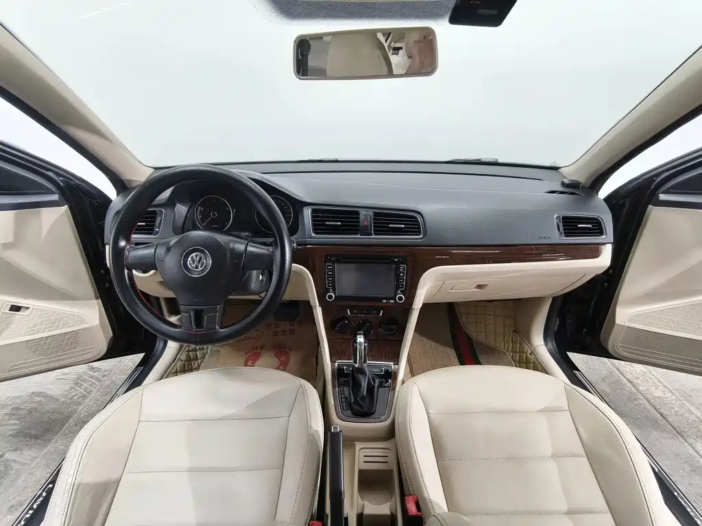 Volkswagen Lavida — миниатюра 9