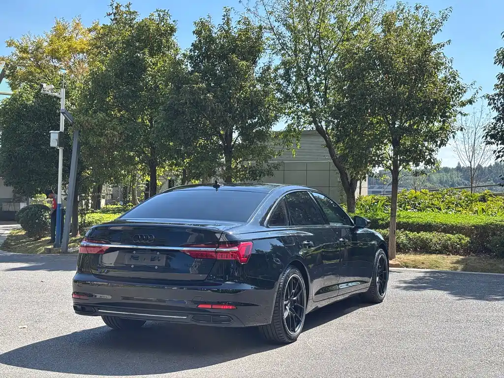 Audi A6L — миниатюра 5