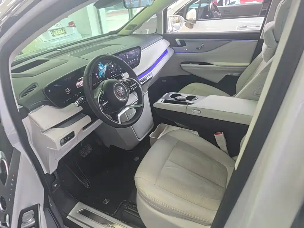 Buick GL8 Hybrid — миниатюра 15