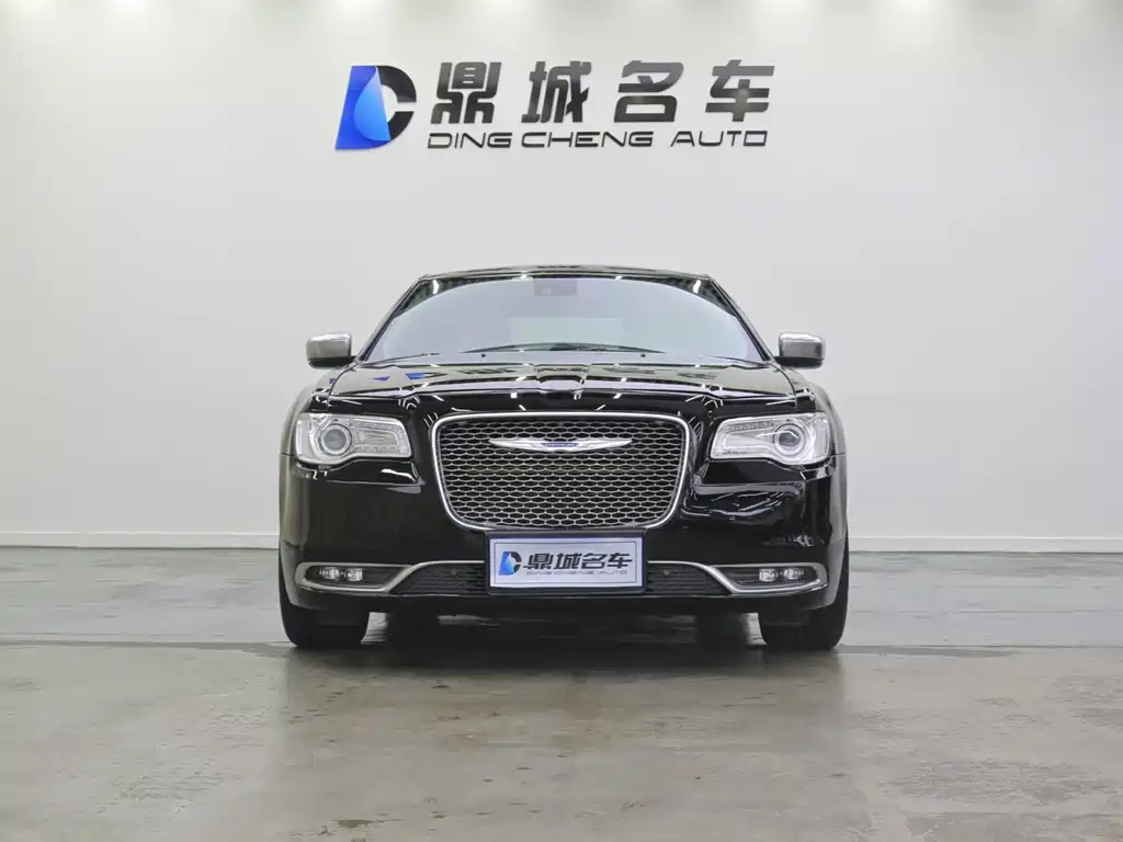 CHRYSLER 300C