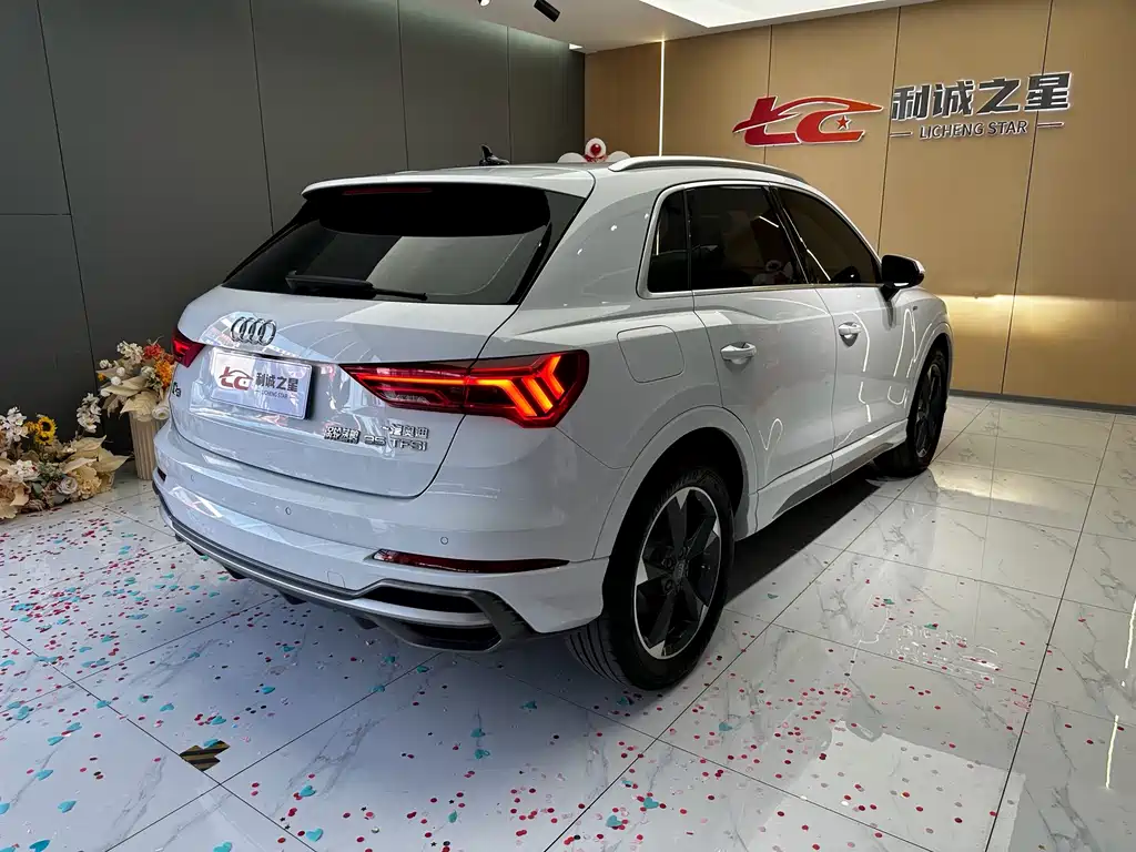 Audi Q3 — миниатюра 4