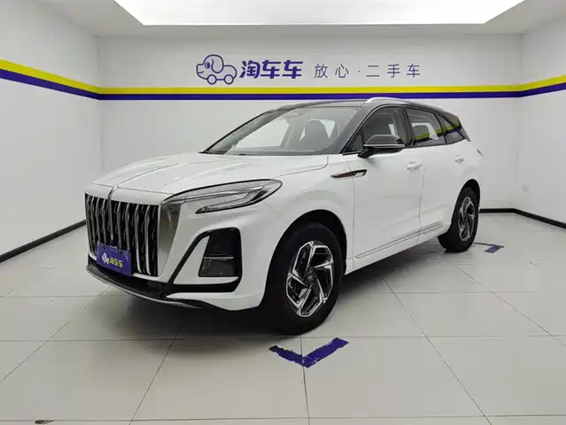 RED FLAG HONGQI HS3 2023