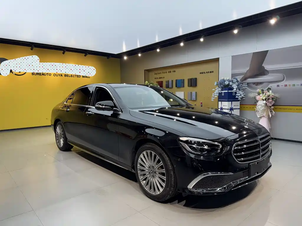 MERCEDES-BENZ E CLASS