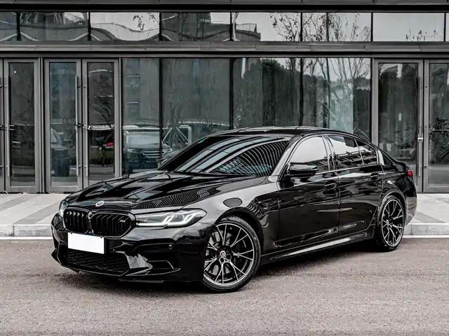 BMW M5