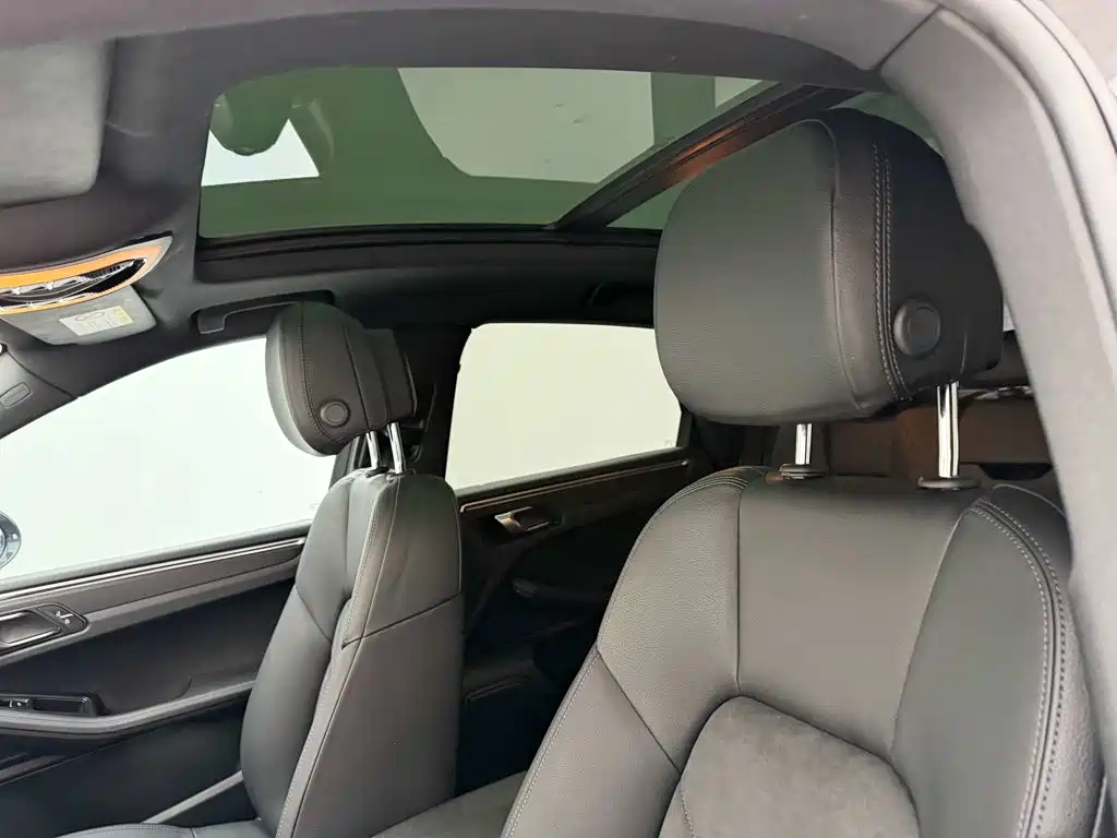 Porsche Macan — миниатюра 27