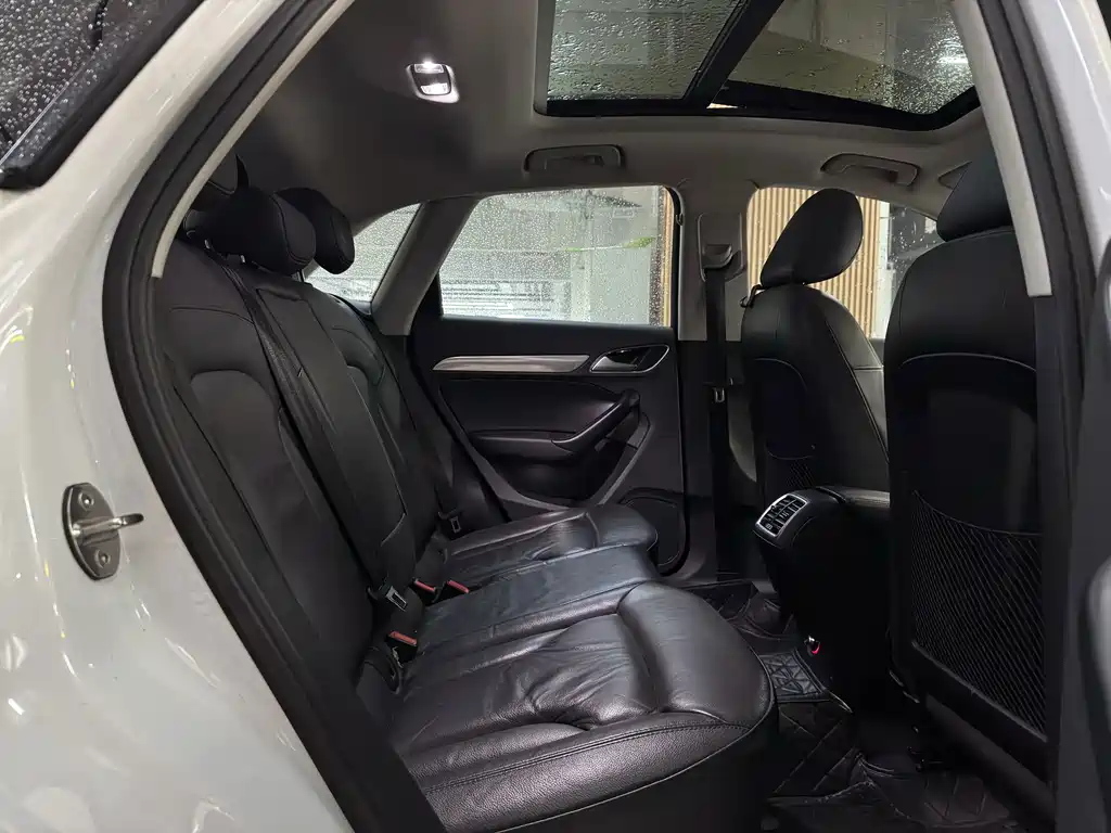 Audi Q3 — миниатюра 10