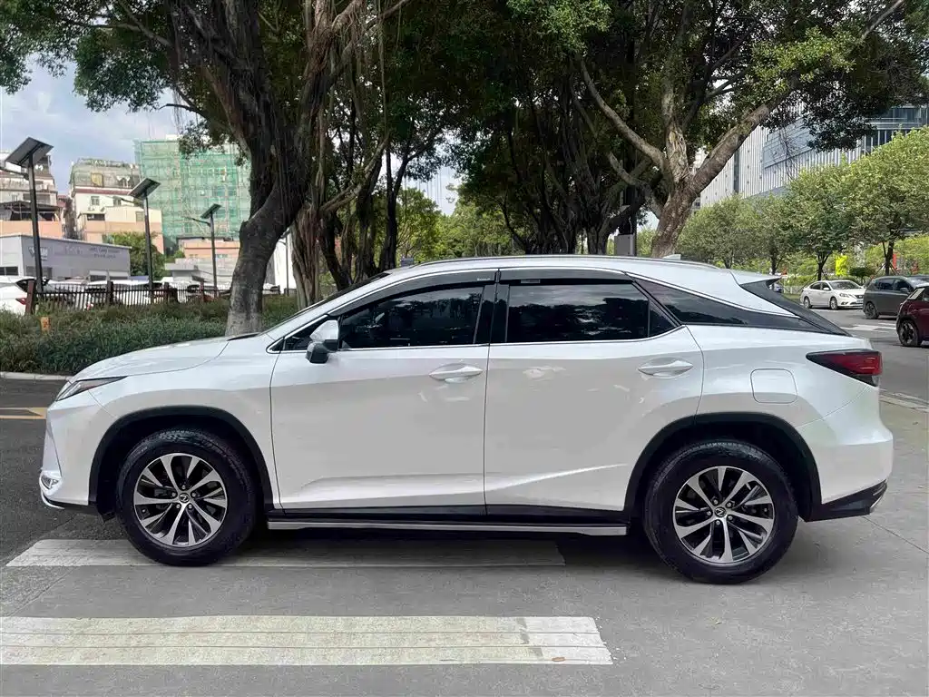 Lexus RX — миниатюра 7