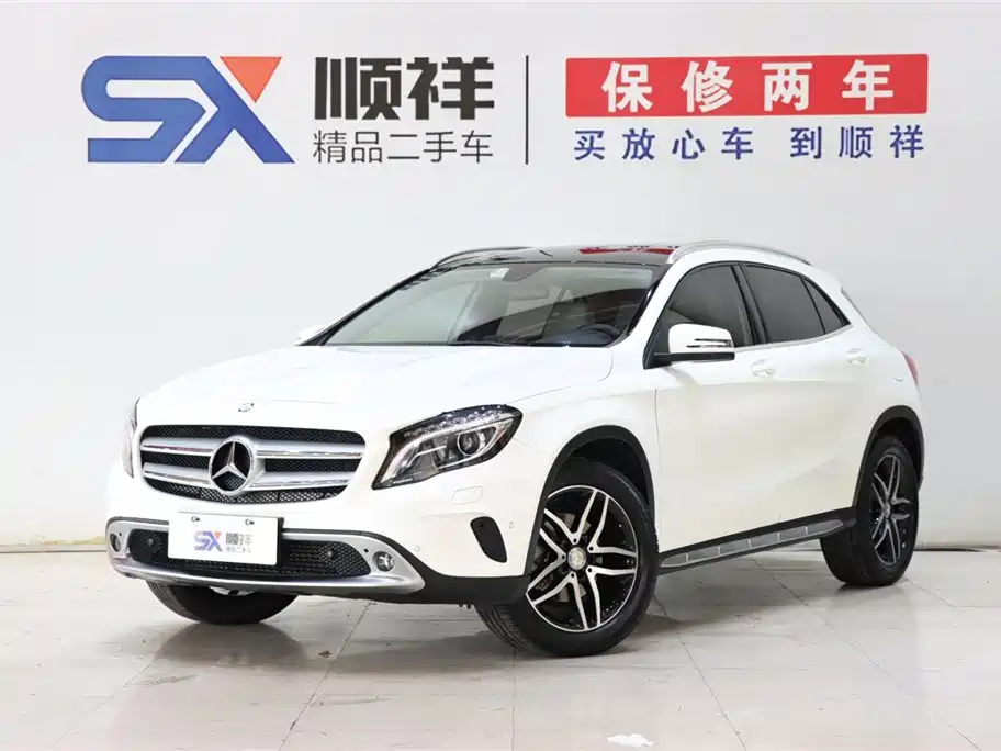 Mercedes-Benz GLA 2015