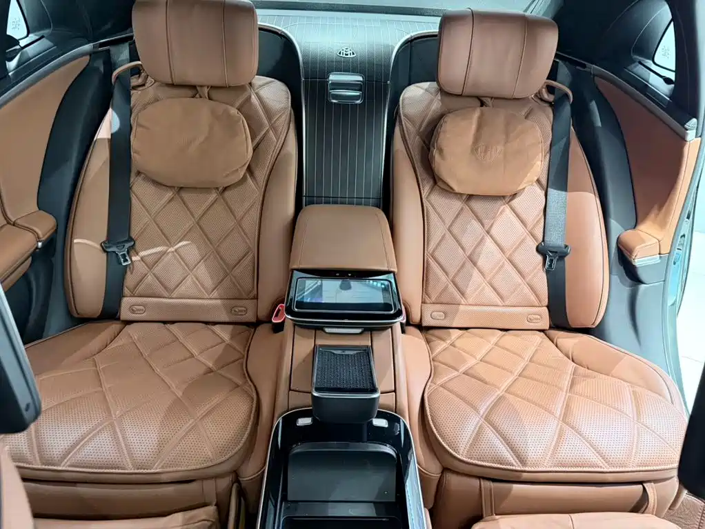 Mercedes-Benz S-Class — миниатюра 17