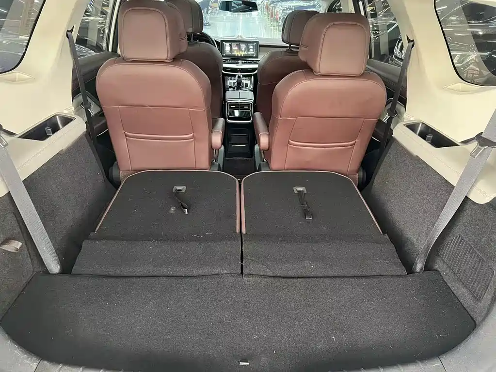 GEELY AUTOMOBILE JIAJIE