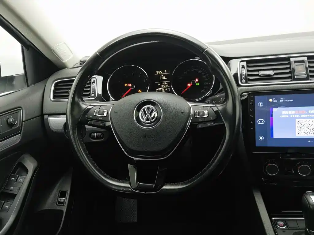Volkswagen Sagitar — миниатюра 11