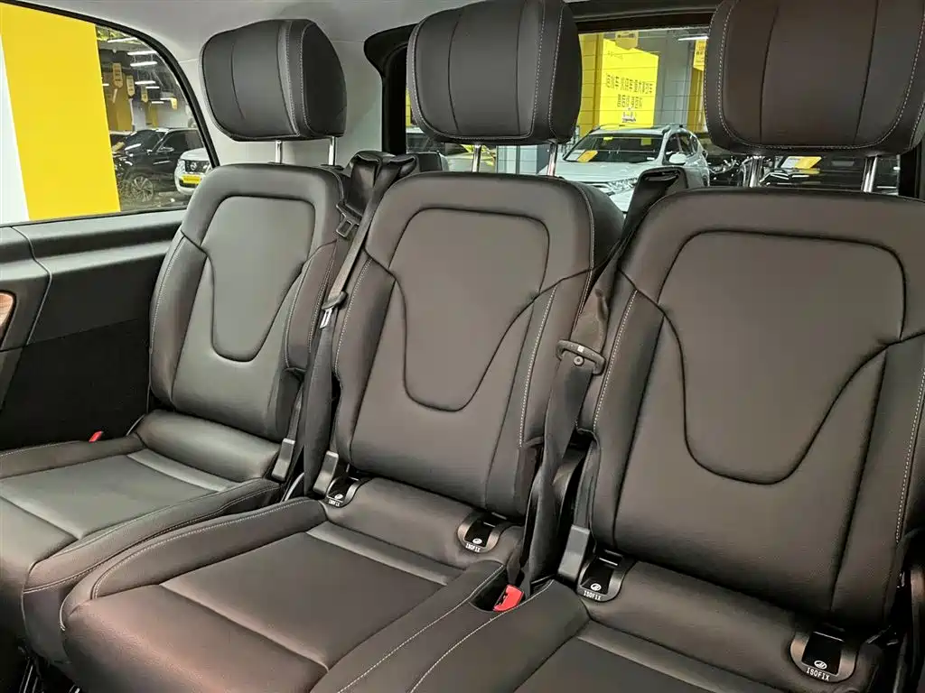 MERCEDES-BENZ V CLASS