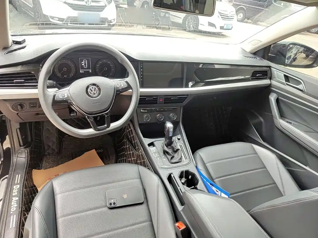 Volkswagen Lavida — миниатюра 10