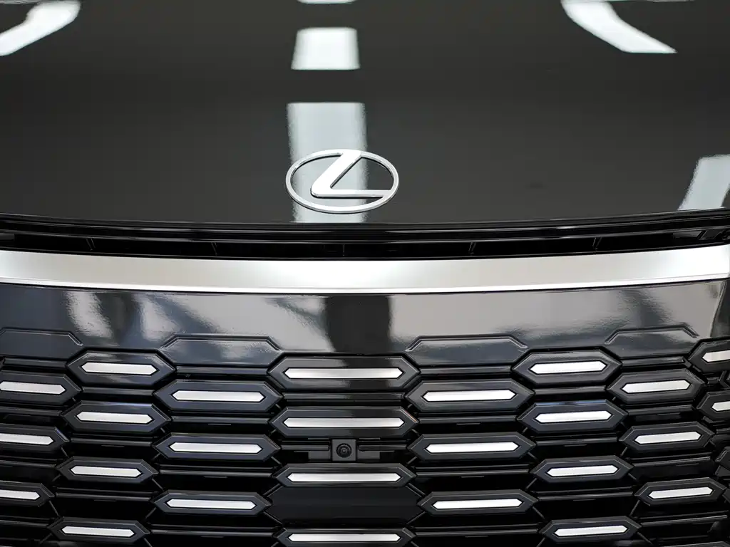 Lexus LM — фотографии объявления, Фото 23