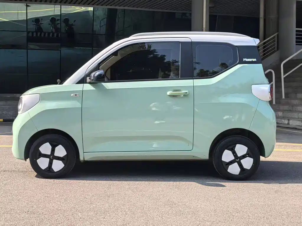 Wuling MINIEV — миниатюра 5