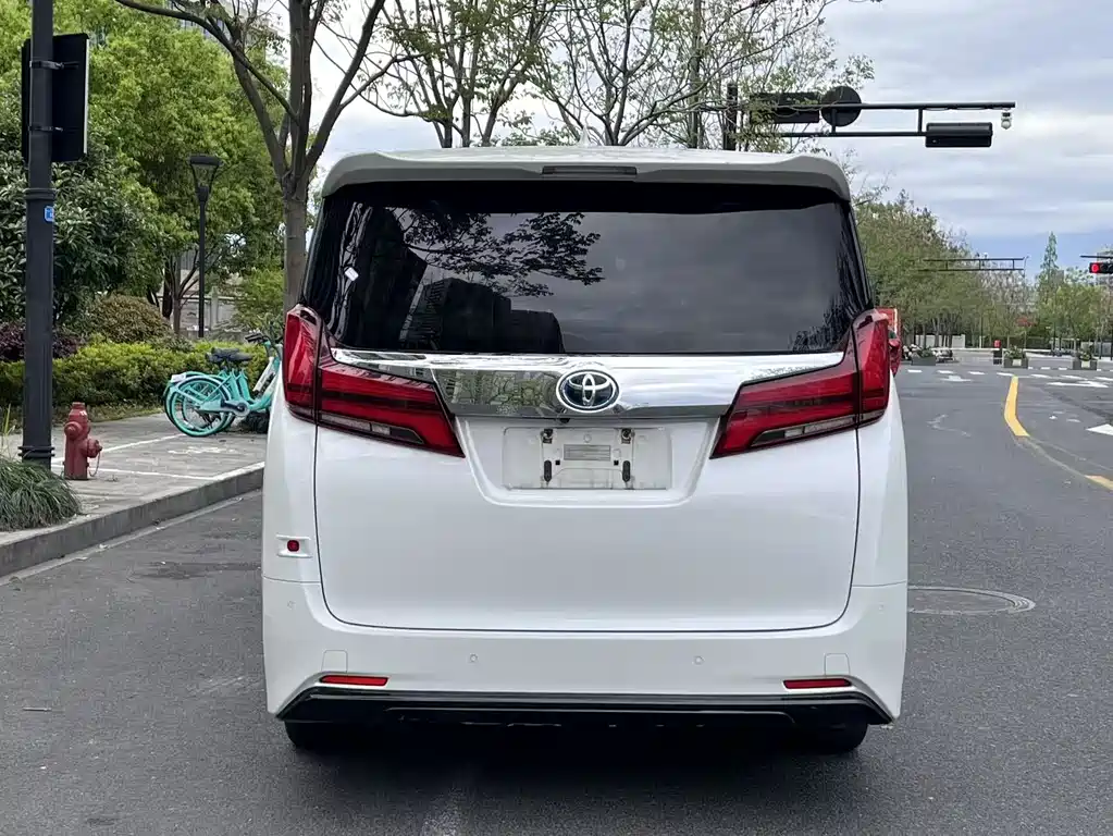 Toyota Alphard 2021 2.5L Luxury