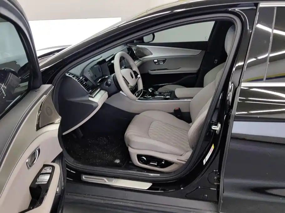 BYD Han — миниатюра 9