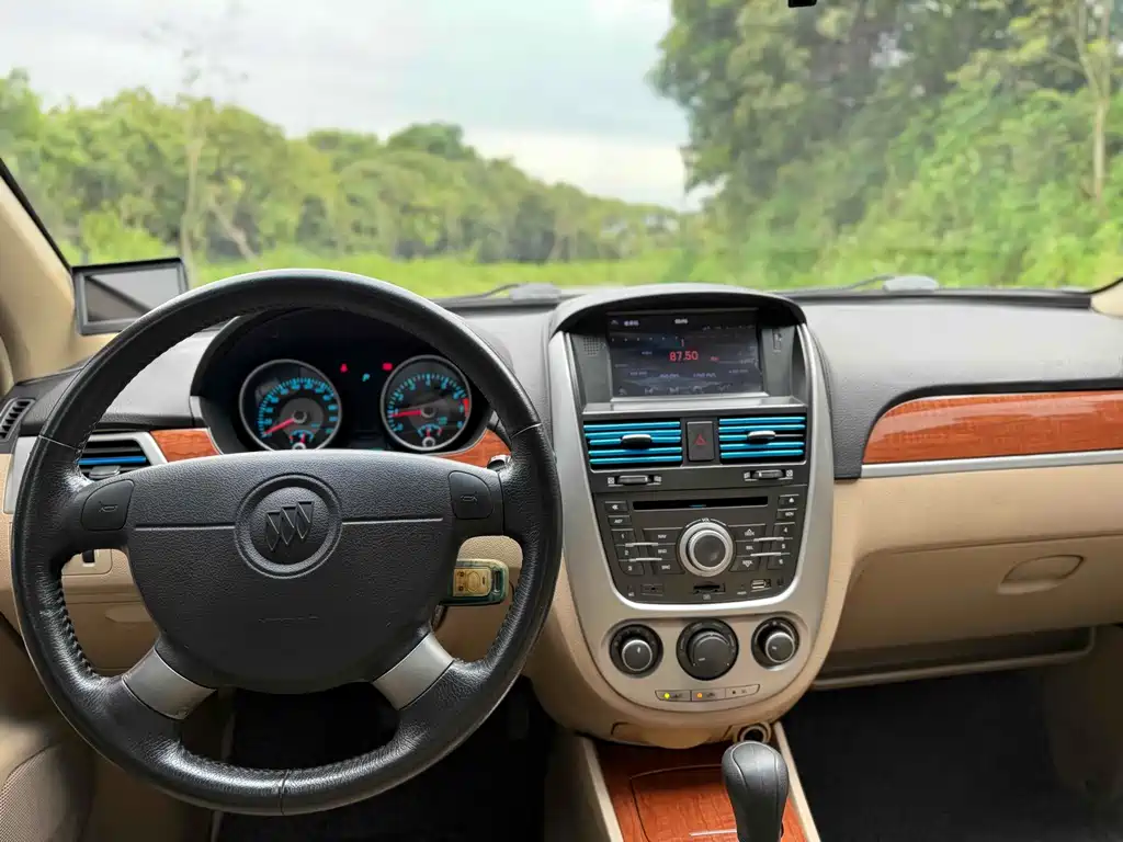 Buick Excelle — фотографии объявления, Фото 19