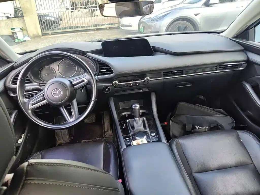 Mazda 3 Axela — миниатюра 10